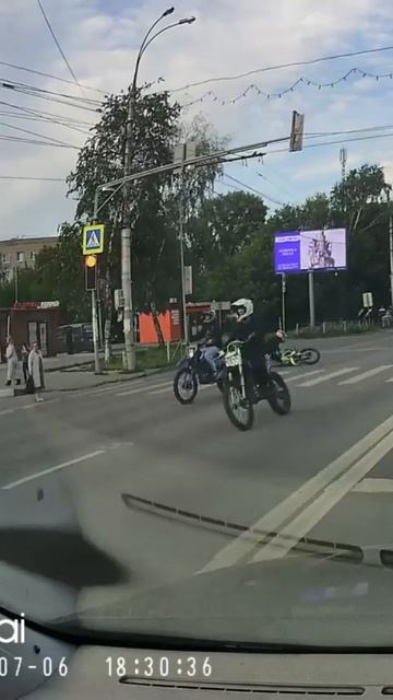 Подборка ДТП и аварий, снятых на видеорегистратор