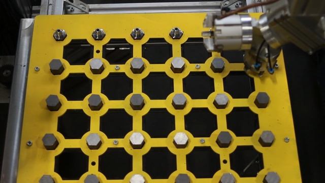 Робот AMO-S для автоматической подачи заготовок