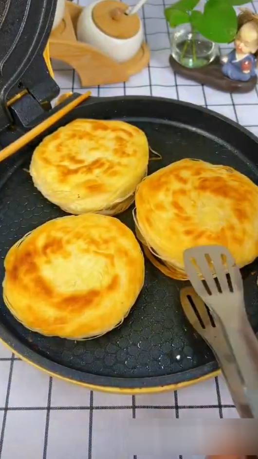 Китайский гамбургер из слоеного теста