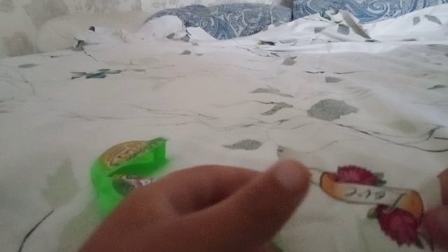 распаковываем суперкей свою конфету вместе с Сашей