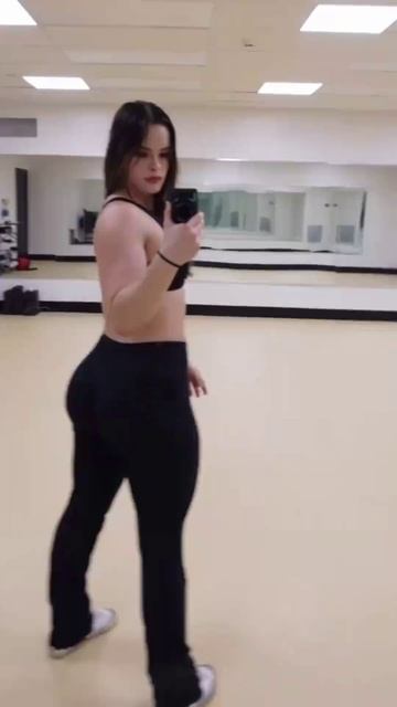 Клип @fitnessqueens