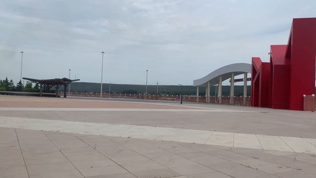 Дастер или Нива