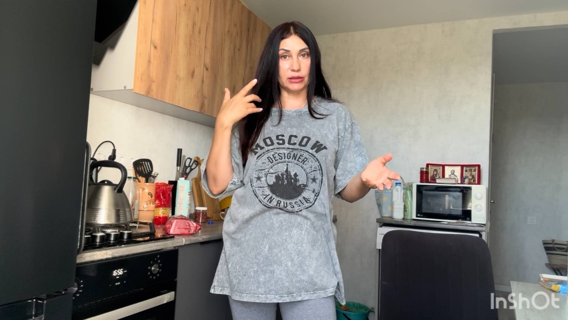 Про здоровые отношения с мужчиной. Я этим живу. Футболка как у Бузовой.