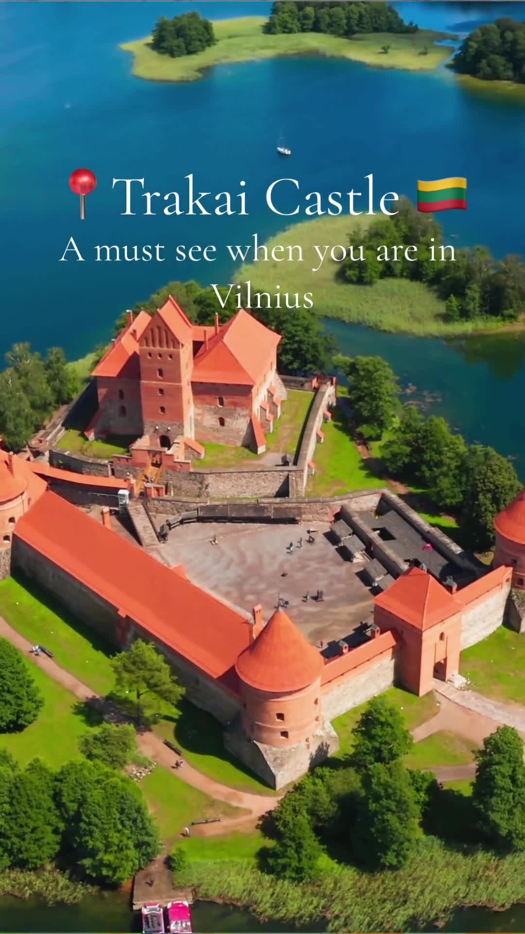 📍Тракай, Литва 🇱🇹