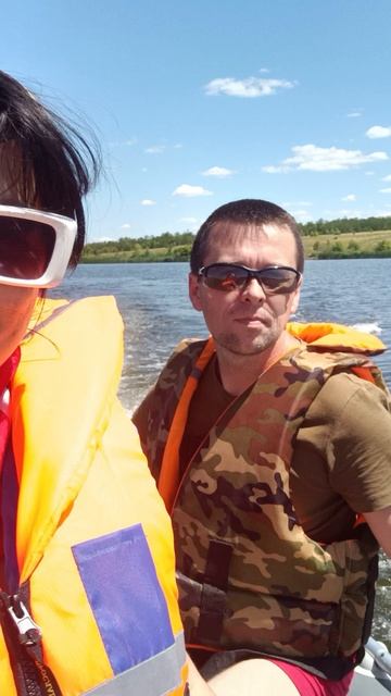Покатушки по воде.