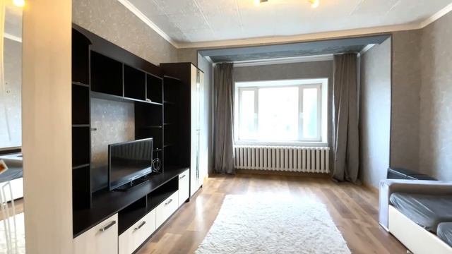 отлична квартира г.Сургут в центре