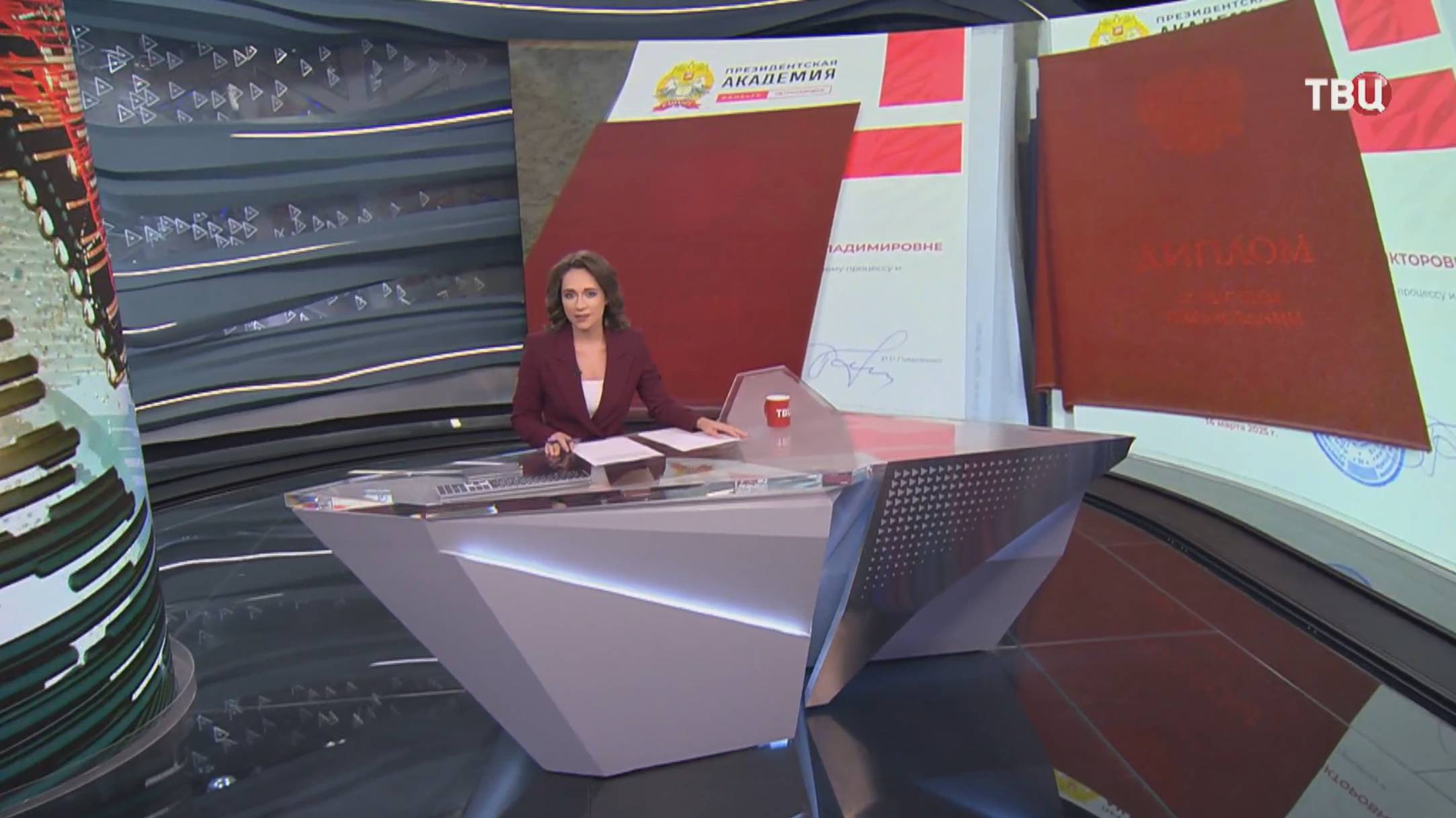 В РАНХИГС торжественно вручили дипломы с отличием / События на ТВЦ