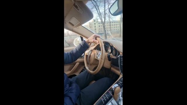 Порш Панамера