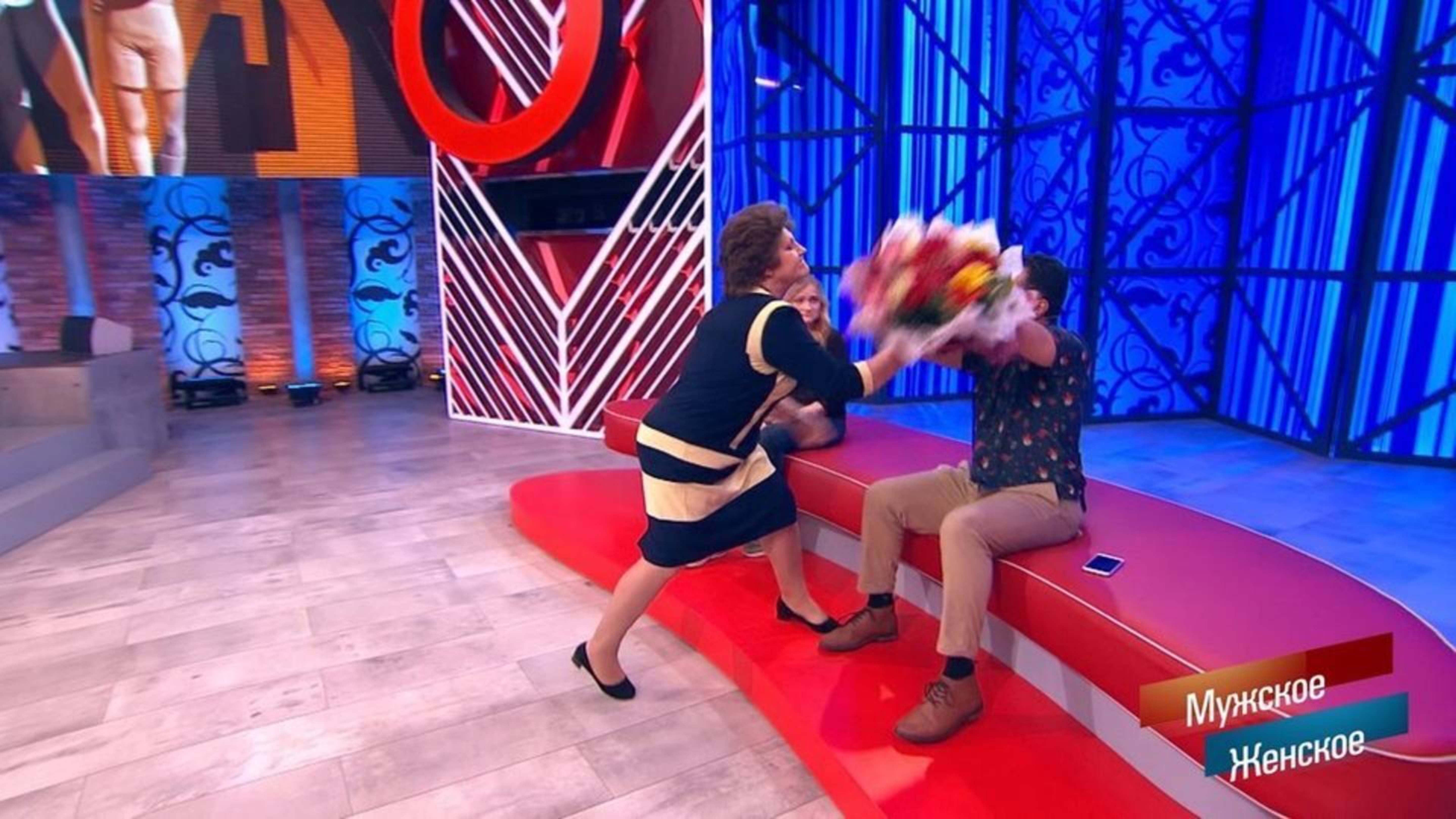 МУЖСКОЕ / ЖЕНСКОЕ. ВЫПУСК ОТ 14.07.2025 (ЭКСКЛЮЗИВ)