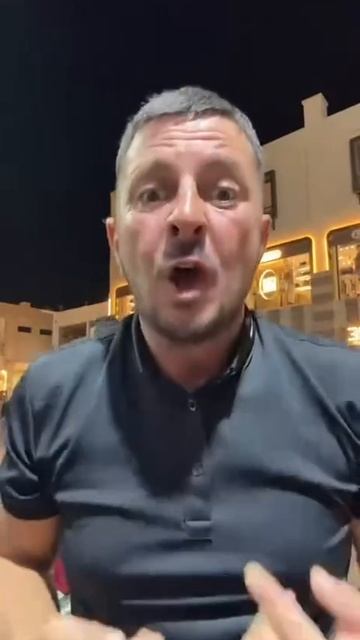 В Италии на пляже заметили двойника Зеленского. 😁
