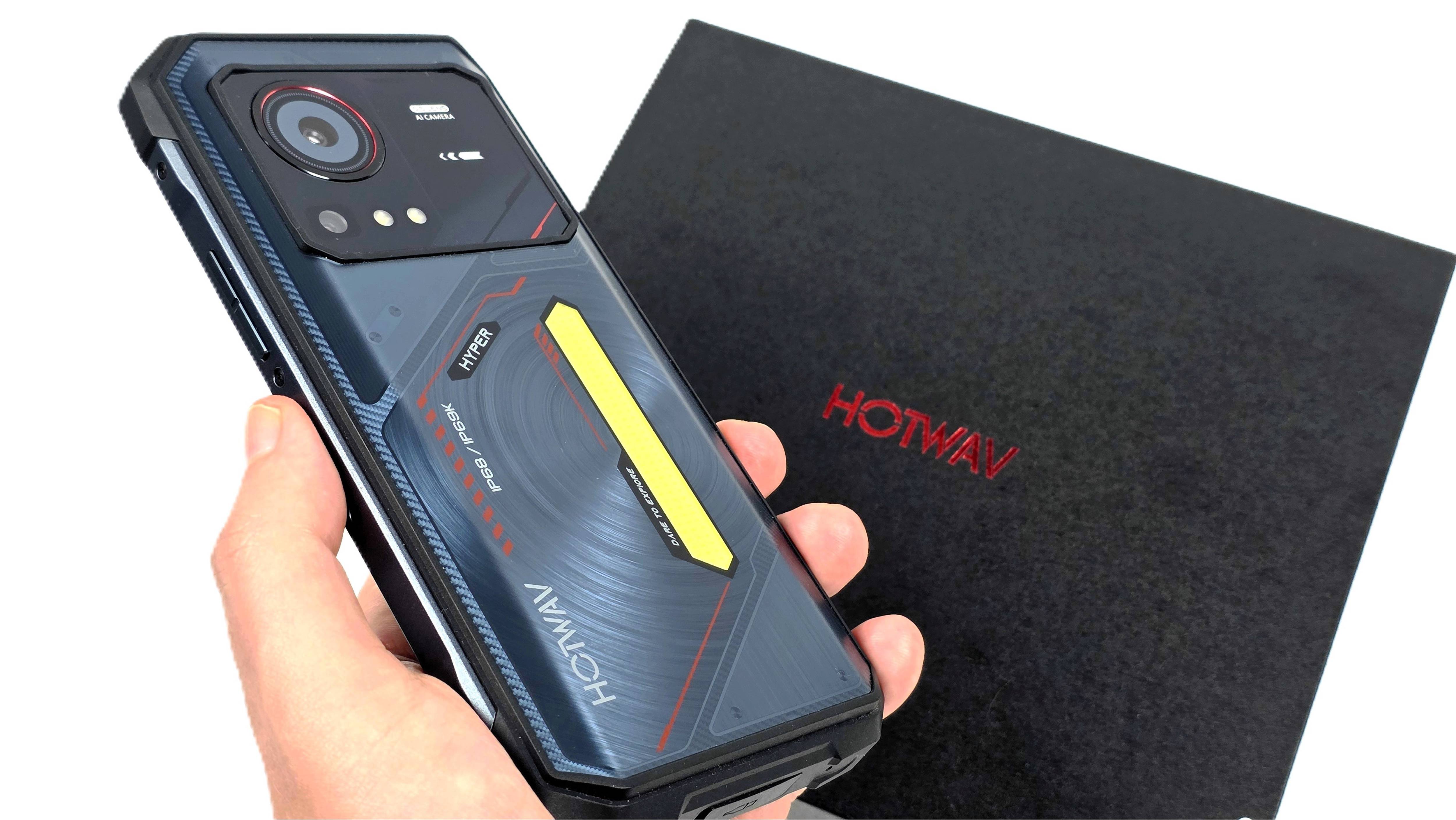 HOTWAV Hyper 7S: бюджетный зверь с ярким фонарем и батареей на 10 800mAh!