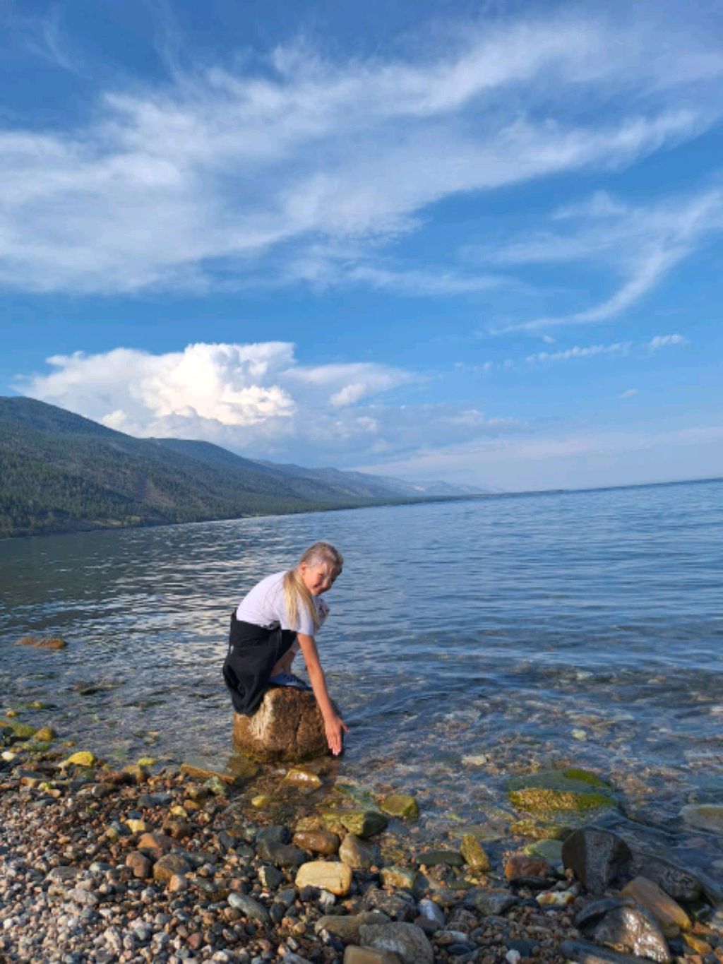 извините пожалуйста что настолько долго пропала🥺