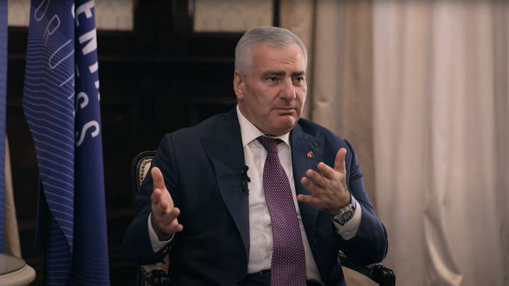 Бизнесмен Карапетян заявил о намерении создать политическую силу