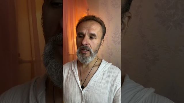 Как дышать правильно.
Зачем ездить в ретриты и в йога туры.
Как работает место силы, общая энергия г
