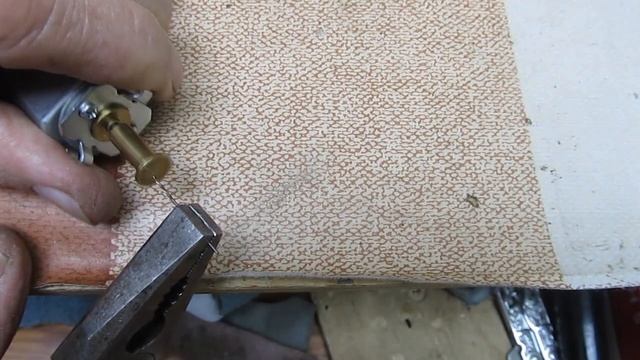 Простая сверлилка мини дрель для печатных плат.