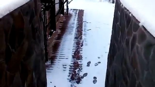 Антиобледенение дорожек в частном доме/