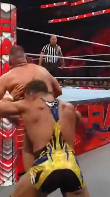 Chad Gable Suplexed Gunther -  Through the Barricades on Raw #wwe #row #smackdown #nxt