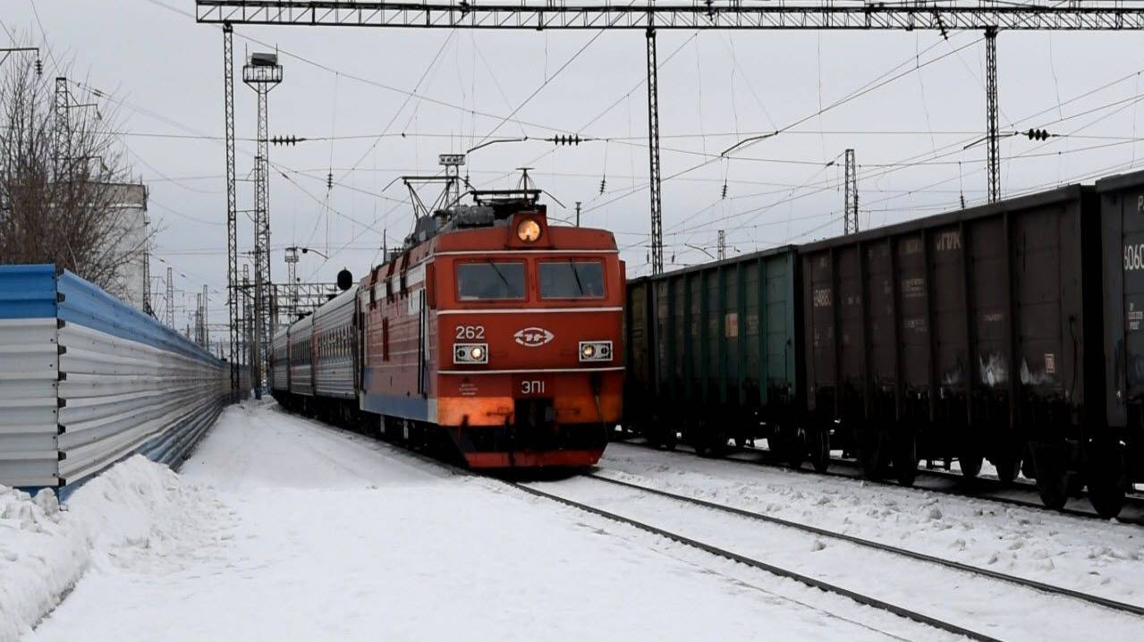 Электровоз ЭП1-262