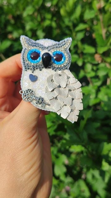 Бархат для броши