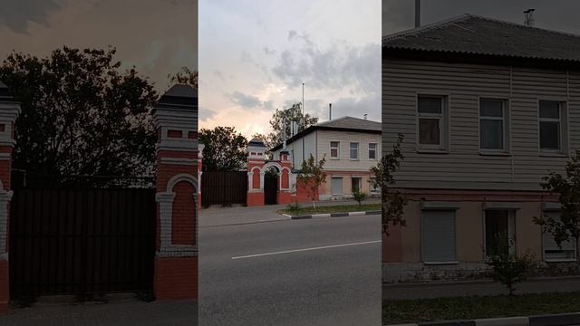 Житьё-бытьё на Красной улице