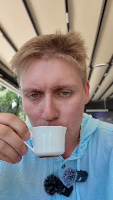 Завтрак по-батумски и сгоревший я #родион #грузия #батуми