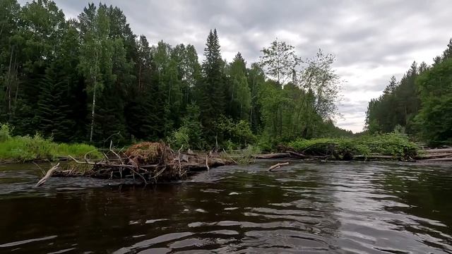 Начало сплава по горной реке
