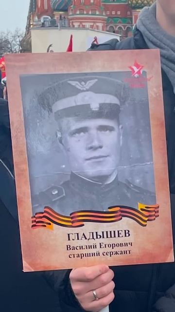 Друзья, поздравляю всех нас с праздником Великой Победы — главным праздником в нашей культуре