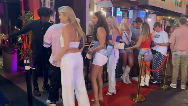 Гуляем по Америке, пешая прогулка по Сан-Диего, продолжаем гулять ночью