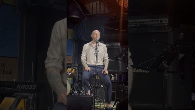 Pier Edel «Замок из дождя» на французском 14.07.2025