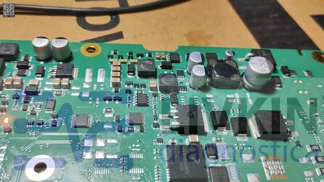 Palfinger SANY SRC400T 2022г. Блок КПП. Измеряем уровни напряжений. Был пробой супрессора.