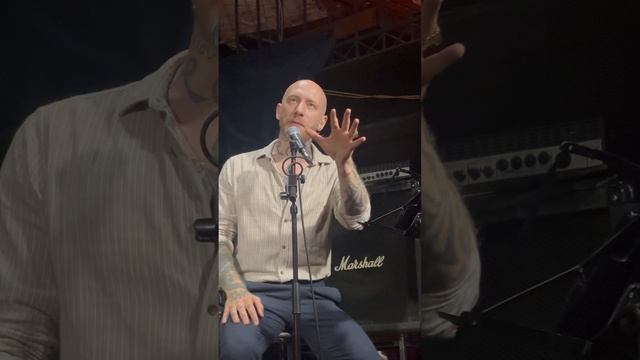 Pier Edel “напишите в комментариях, если знаете название песни"