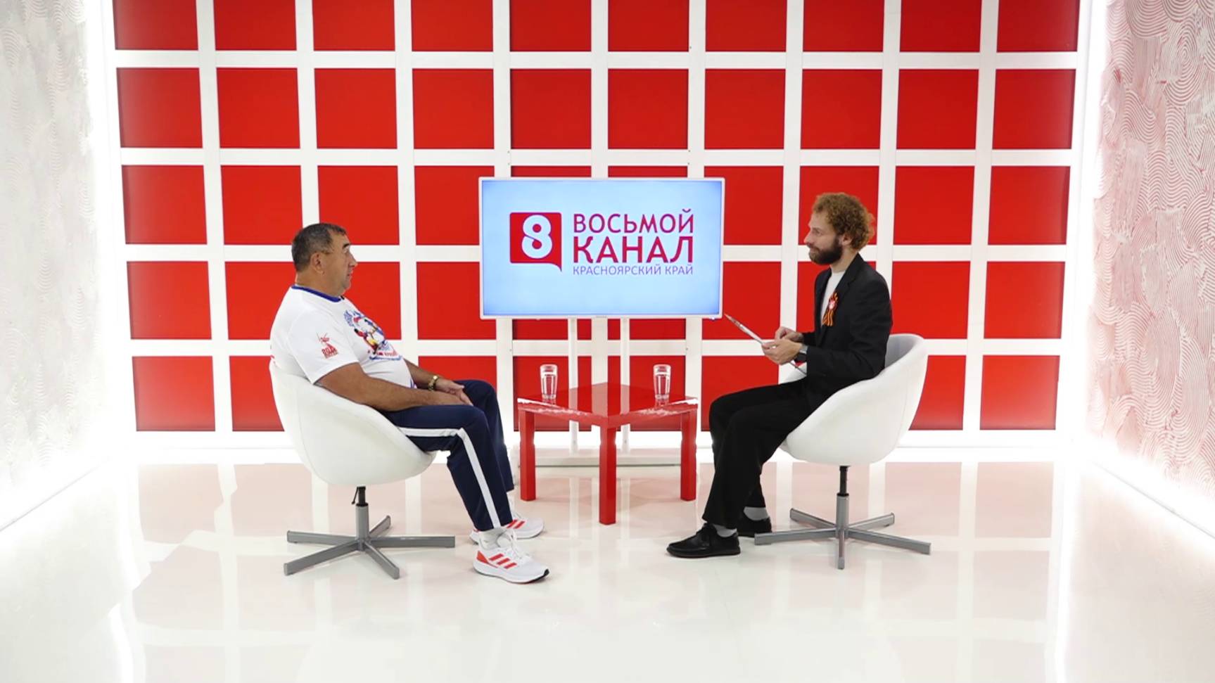 Интервью на «8 канале». Артур Лукава, Владимир Григорьев.