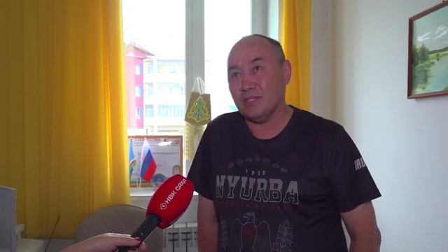 Күрэсчиттэри аһатыы.