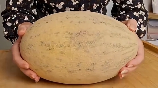 А вы знали, что из семечек Дыни можно что-то приготовить?...🍈😋
