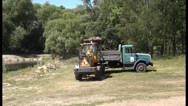 В Заречном началась очистка Лермонтовского пруда