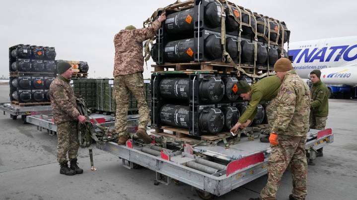 CNN: Украина может получить от стран НАТО ракеты "воздух-воздух" и снаряды