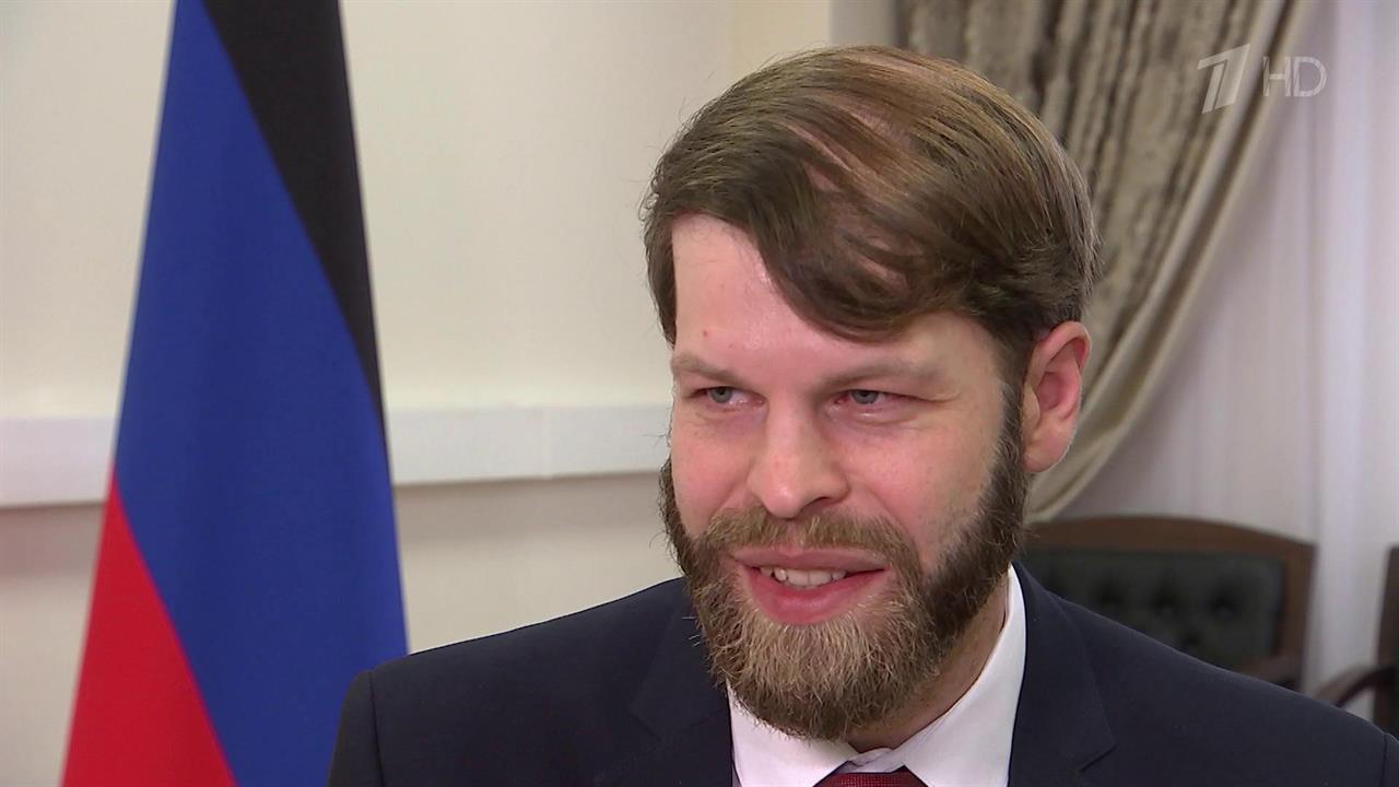 Американец Дэниэл Мартиндейл, который помогал нашей армии в ходе СВО, получил российский паспорт