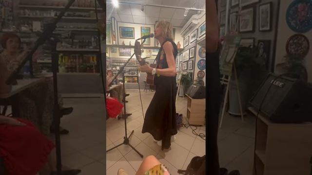 1000575296.mp4 МУЗЫКАЛЬНЫЙ ФЕЙЕРВЕРК-2. Концерт в юбилей . 16.06.2025. У микрофона Ольга ВАСИЛЬЕВА