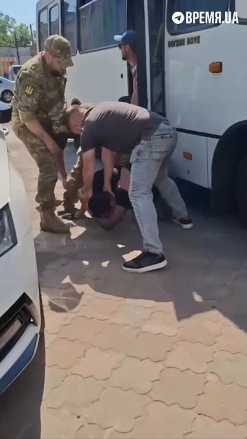 Тем временем в Одессу и Николаев прибыло Львовское ТЦК !!!