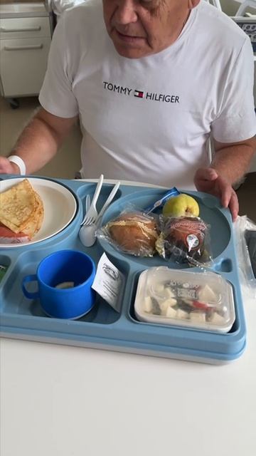 🍱Дед в шоке, как кормят в бесплатных московских городских больницах🍱
