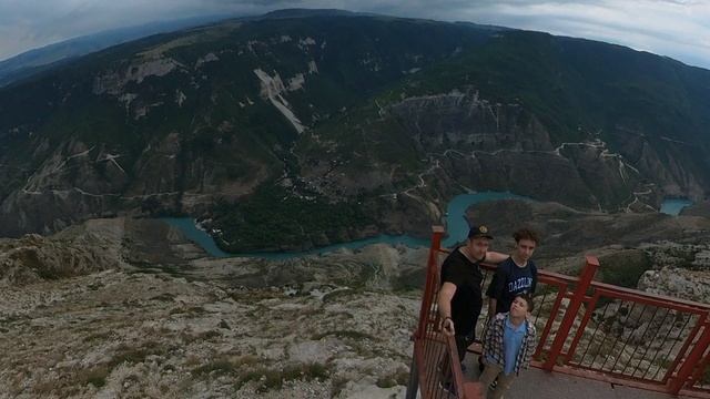 туристическая смотровая Сулакский каньон
