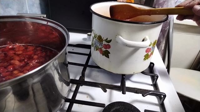 Варю варенье,делаю огурчики на зиму как свежие👍
