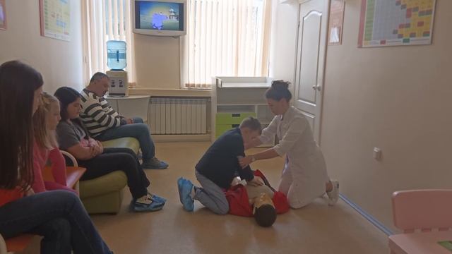 Школьники проверили зрение и получили ценные советы врачей в дни летних каникул