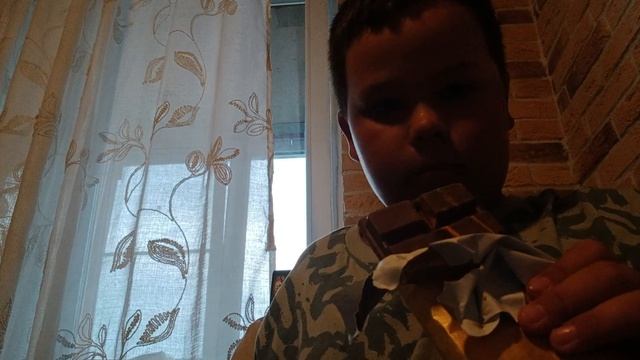 Дубайский шоколад привезённый из Дубая.