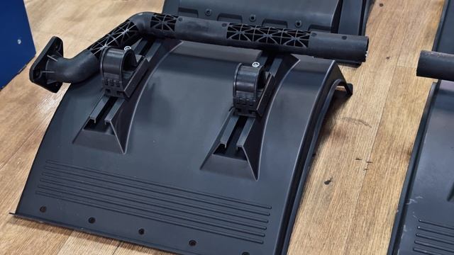 Подкрылки Газель из 4 частей с крепежом и брызговиком Полный комплект на машину