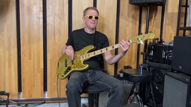 бас-гитара SD Custom golden bass. "Ding-a-dong" бас-кавер. Оба датчика 👉 🎧❗