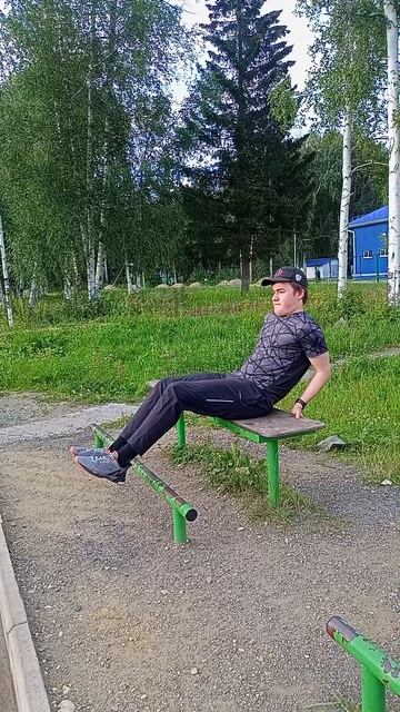 Упражнение на пресс