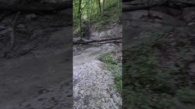 Запрятанный водопад
