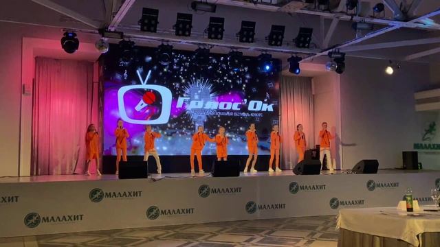 Шоу- группа Пазлы. 9-10лет.  Uptown funk. Студия Сила Звука,  голосОк 2021.