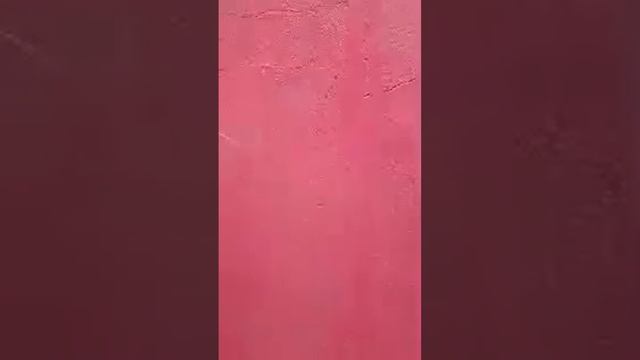 Всем приветик )А я грунтую стену